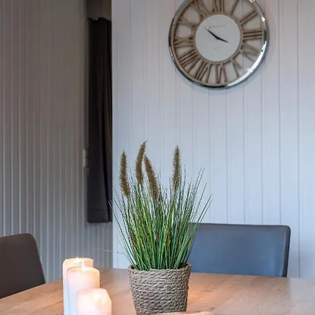 Casa de Férias De Strandjutter 8 Persons